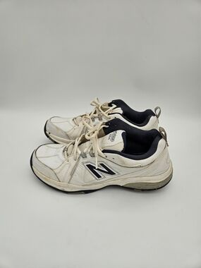 New Balance White & Navy Men's Sneakers Size 11